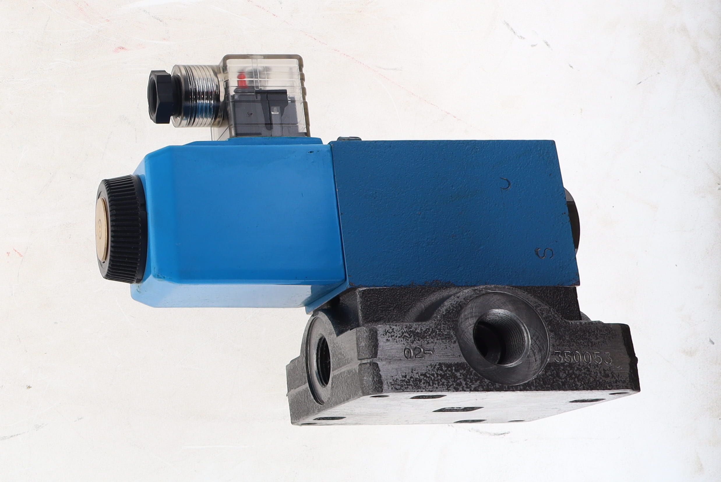 MANIFOLD, 12V SINGLE STAT ASSEMBLY C/W LED PLUGS/ML6100D/