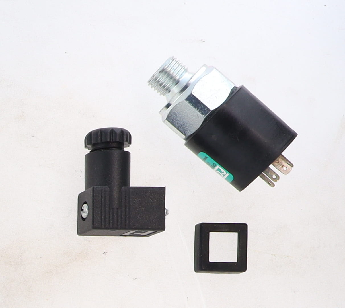SWITCH, PRESSURE PARK BRAKE ASSEMBLY