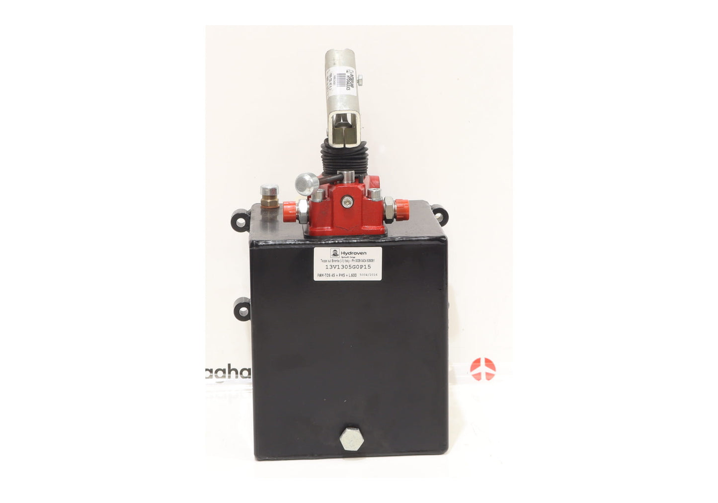 PUMP, HAND TANK MOUNTED