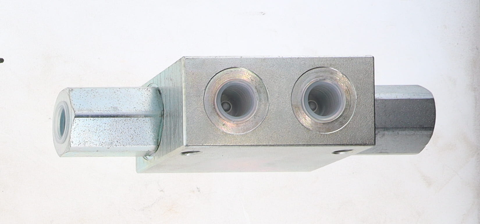 VALVE, DOUBLE PILOT OPERATED CHECK