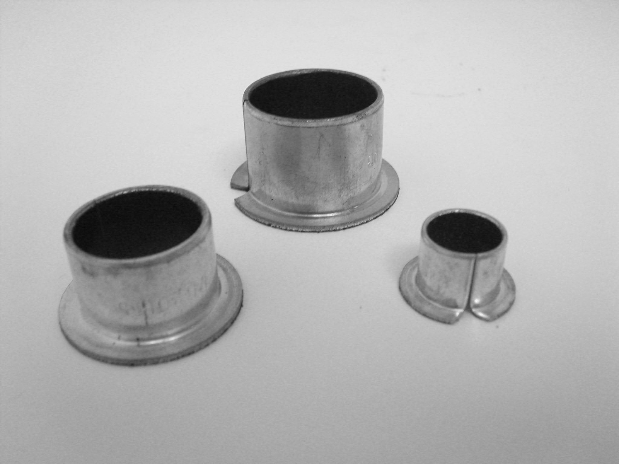 BUSHING, FLANGED