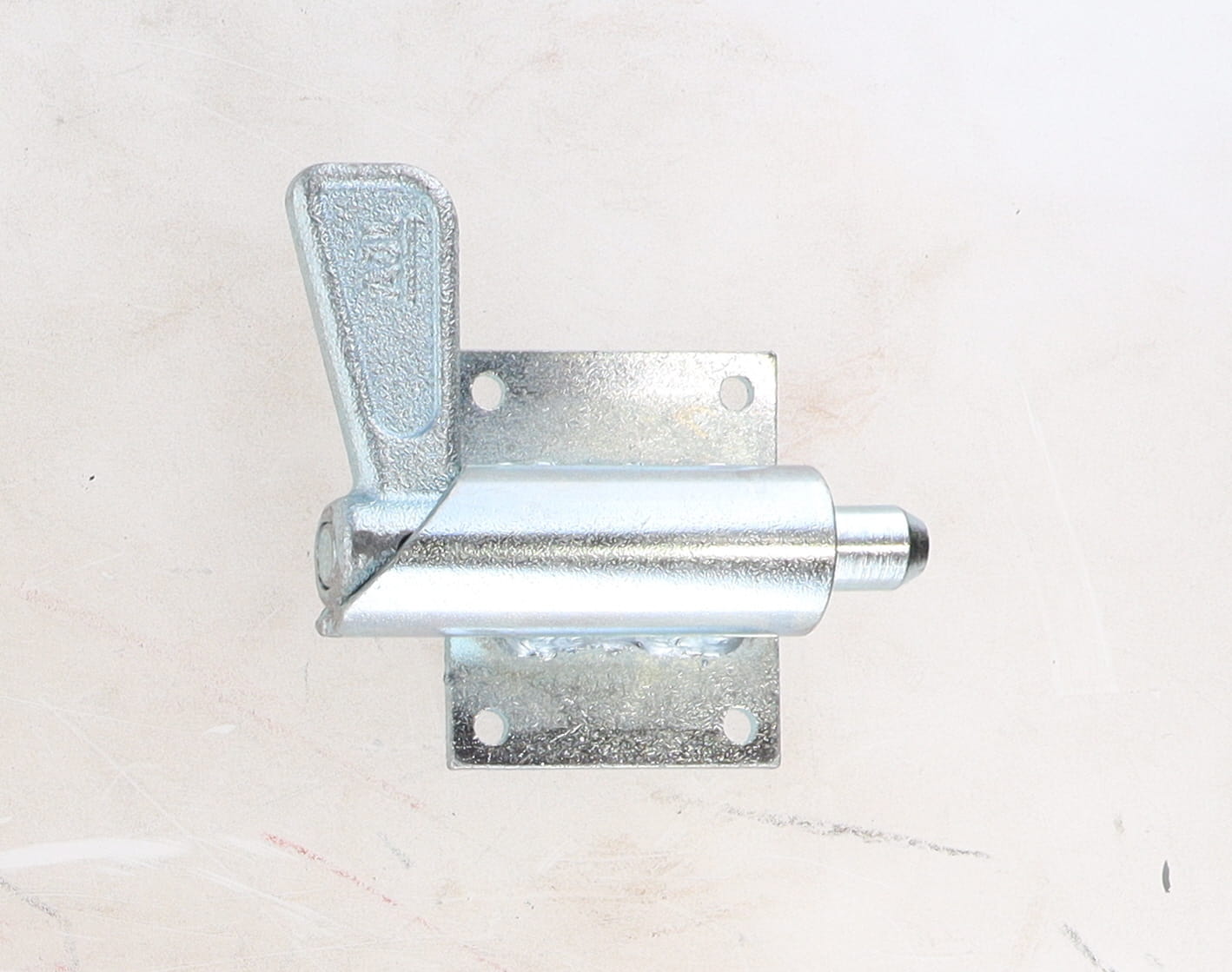 BOLT, SHOOT WITH SIDE PLATE RH PLATFORM